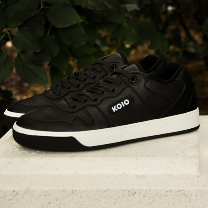 Metro in Black