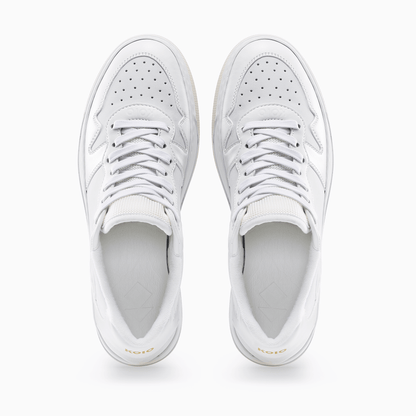 Metro in White